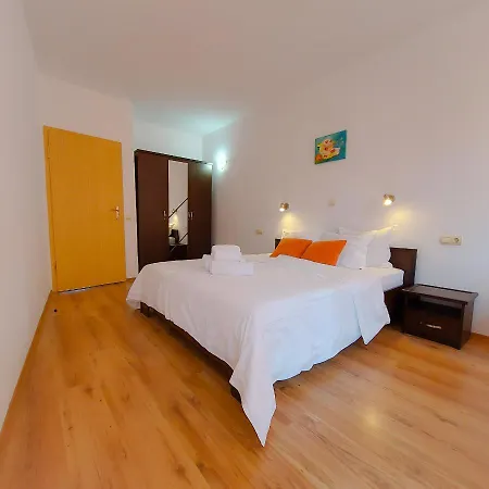 Apartamento Tomi Family *